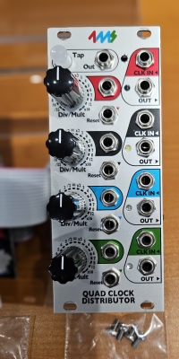 4ms Quad Clock Distributor モジュラーシンセサイザー モジュラー